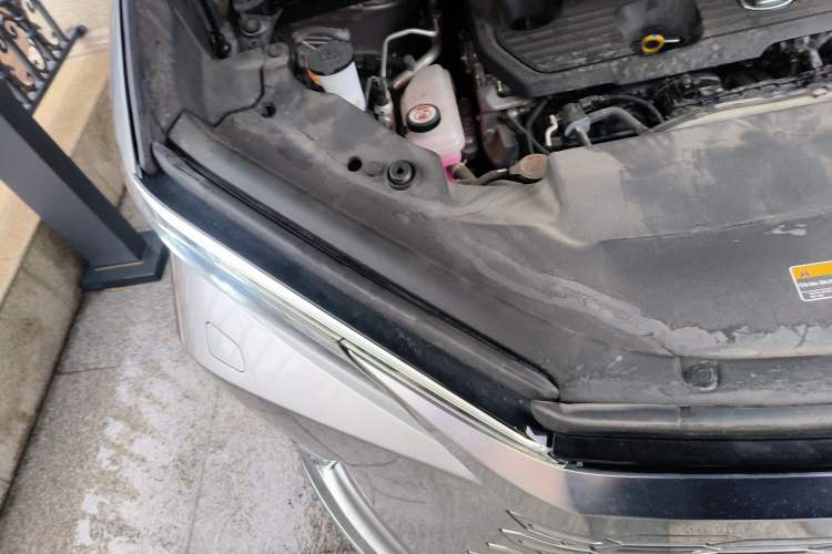 Used Lexus LM 2023 350h Seven-Seat Elegant Edition Engine Bay Right