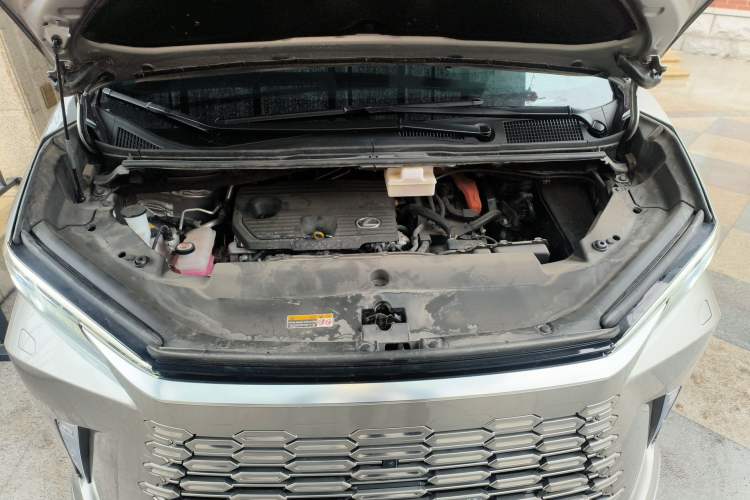 Used Lexus LM 2023 350h Seven-Seat Elegant Edition Engine Bay