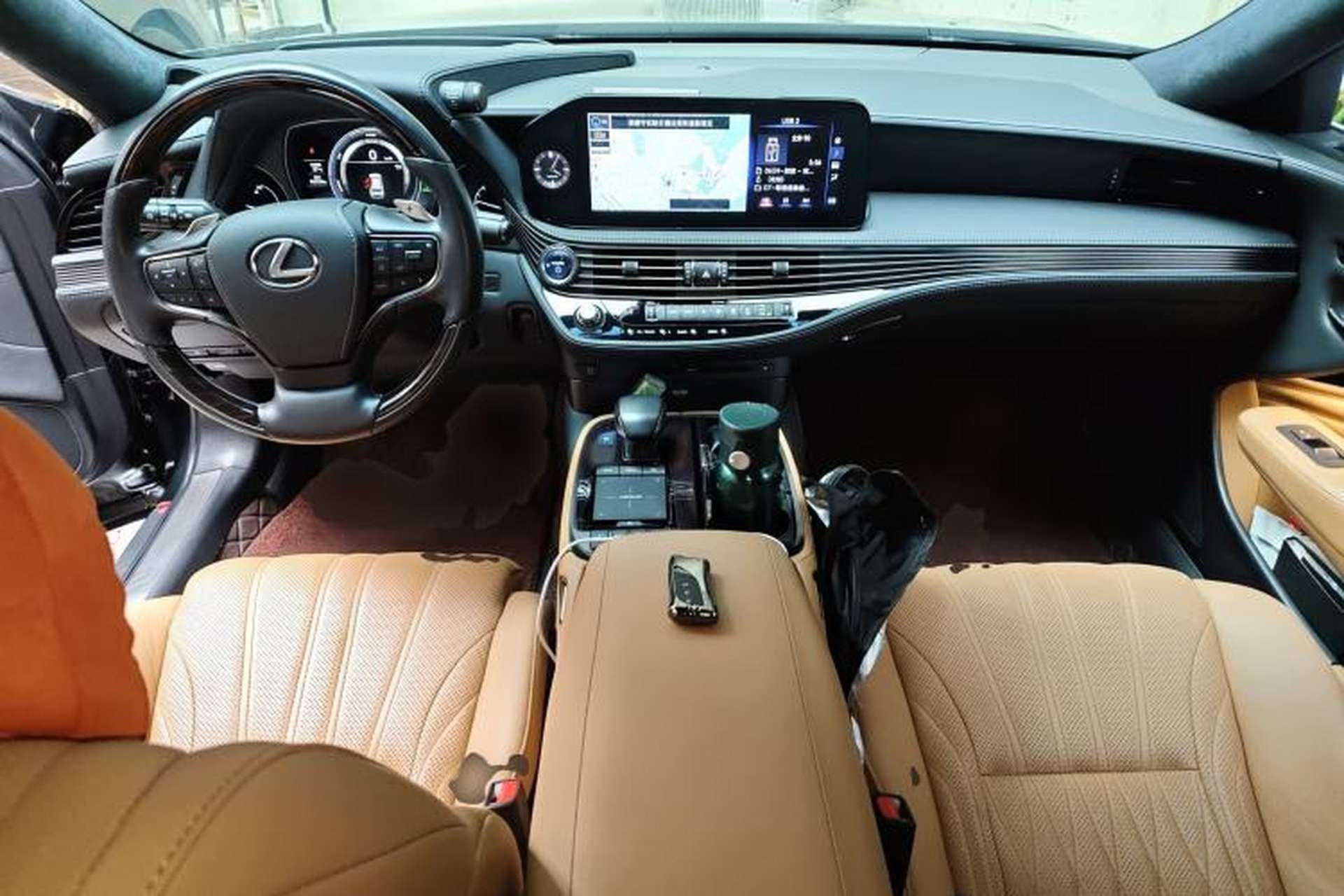 Used Lexus LS 2021 500h Luxury Edition Center Console