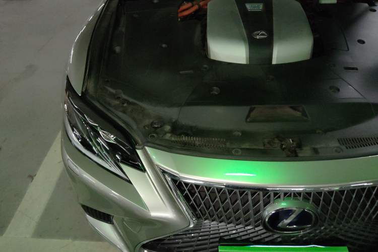 Used Lexus LS 2020 500h Excellence Edition China VI standard Engine Bay Right