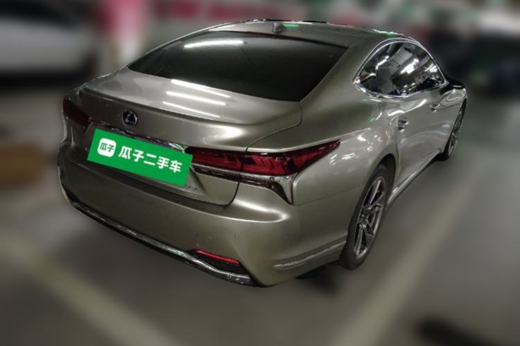 Used Lexus LS 2020 500h Excellence Edition China VI standard Rear Right 45 Deg