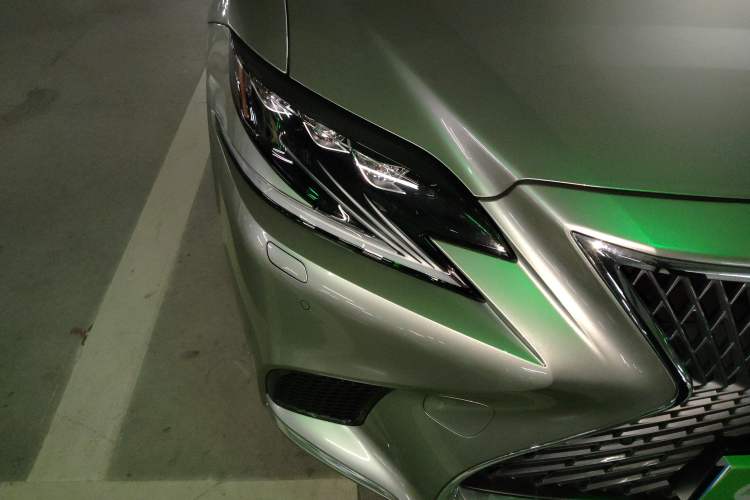 Used Lexus LS 2020 500h Excellence Edition China VI standard Right Front Headlight