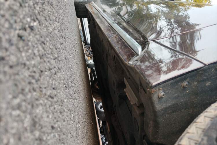 Used Lexus LS 2023 500h Excellence Edition Chassis Front Right