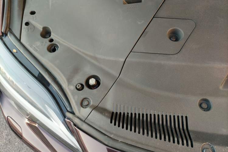 Used Lexus LS 2023 500h Excellence Edition Engine Bay Right