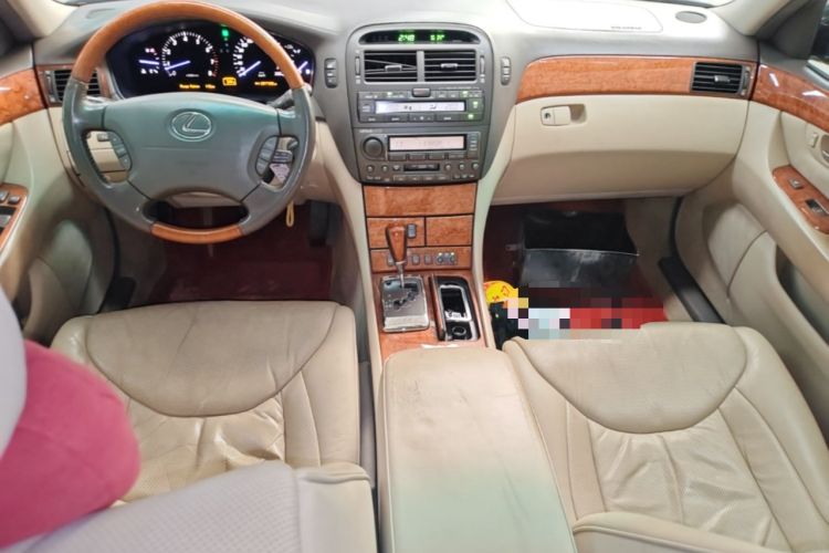 Used Lexus LS 2004 430 Center Console