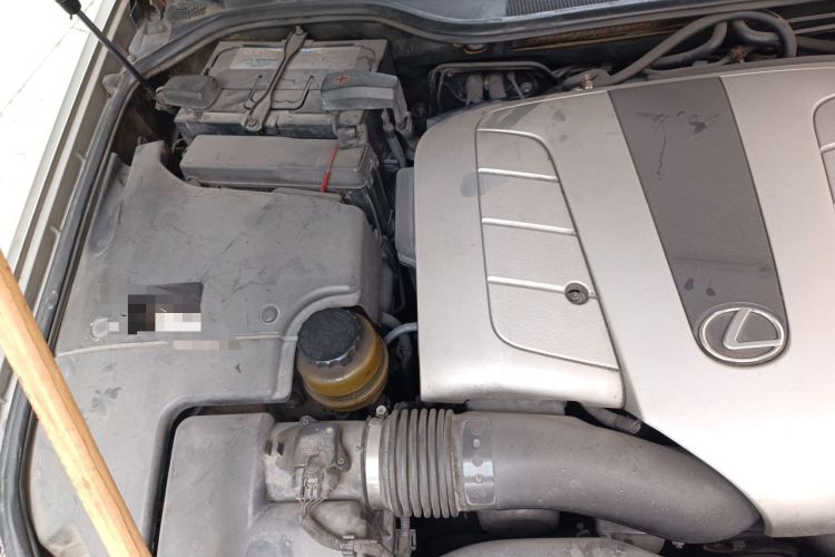 Used Lexus LS 2004 430 Engine Bay Right