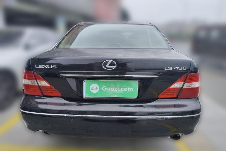 Used Lexus LS 2005 430 Rear