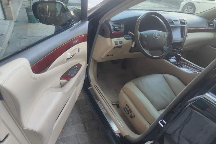 Used Lexus LS 2006 460L Prestige Edition Driver Seat