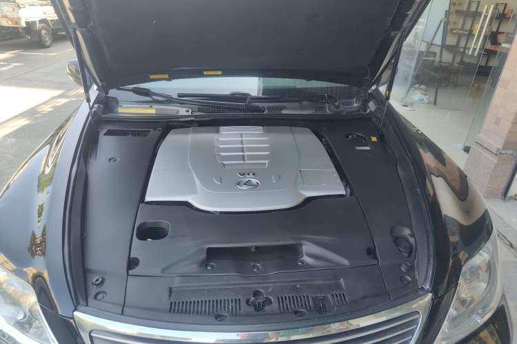 Used Lexus LS 2006 460L Prestige Edition Engine Bay