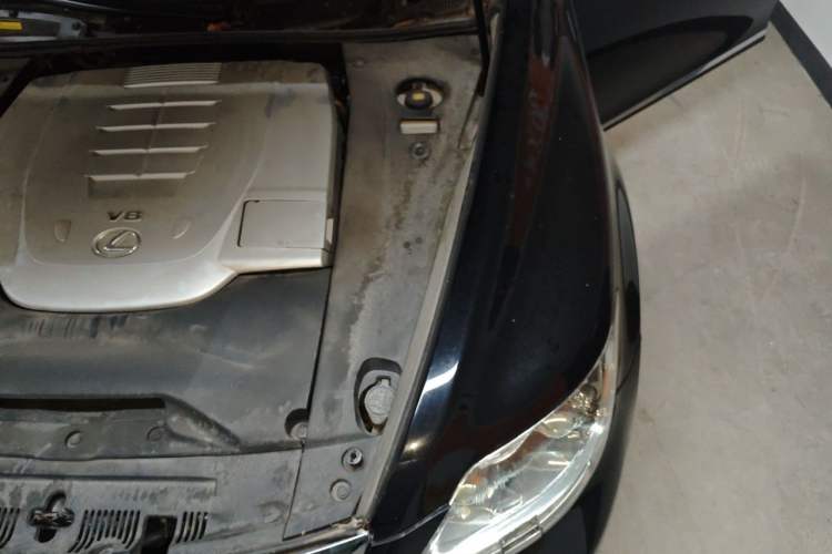 Used Lexus LS 2006 460L Prestige Edition Engine Bay Left