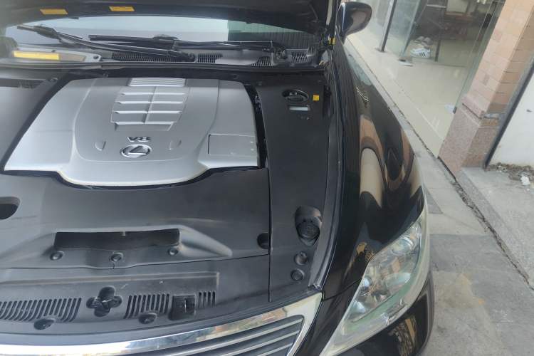 Used Lexus LS 2006 460L Prestige Edition Engine Bay Left