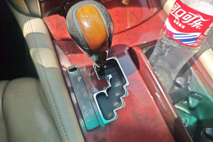 Used Lexus LS 2006 460L Prestige Edition Gear Lever