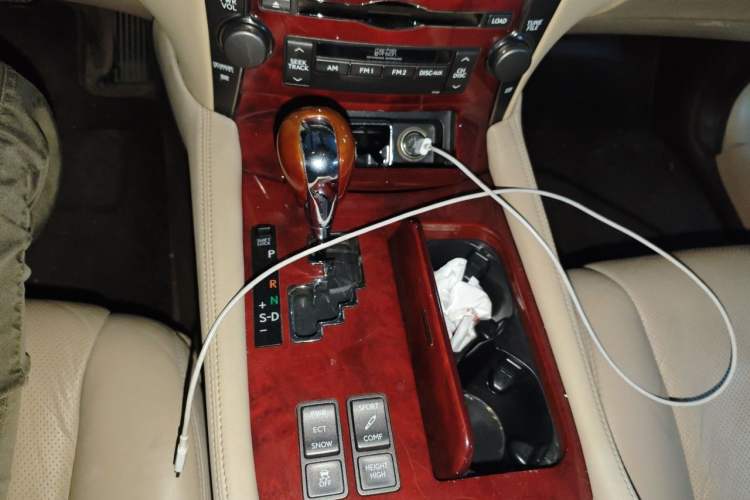 Used Lexus LS 2006 460L Prestige Edition Gear Lever