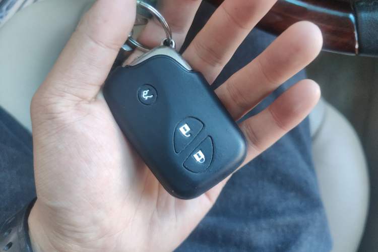Used Lexus LS 2006 460L Prestige Edition Vehicle Key