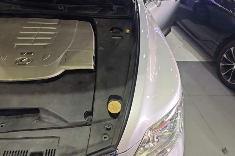 Used Lexus LS 2006 460L Engine Bay Left