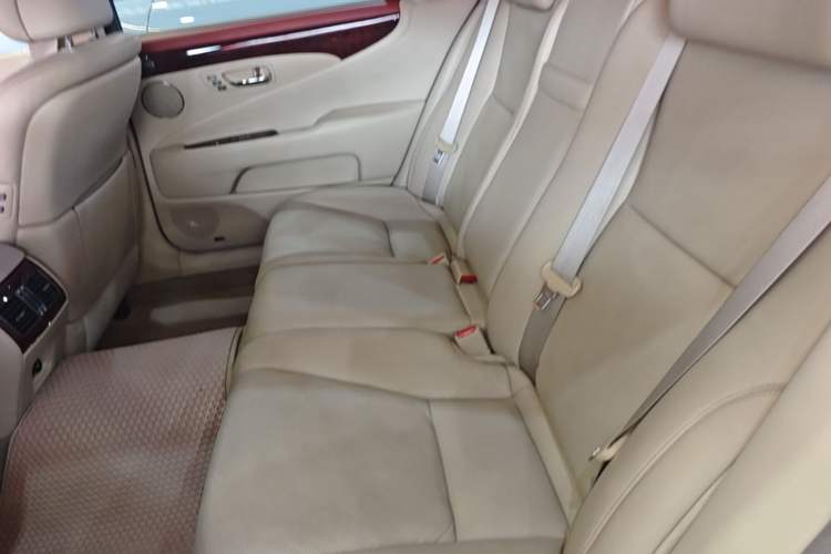 Used Lexus LS 2006 460L Left Rear Seat