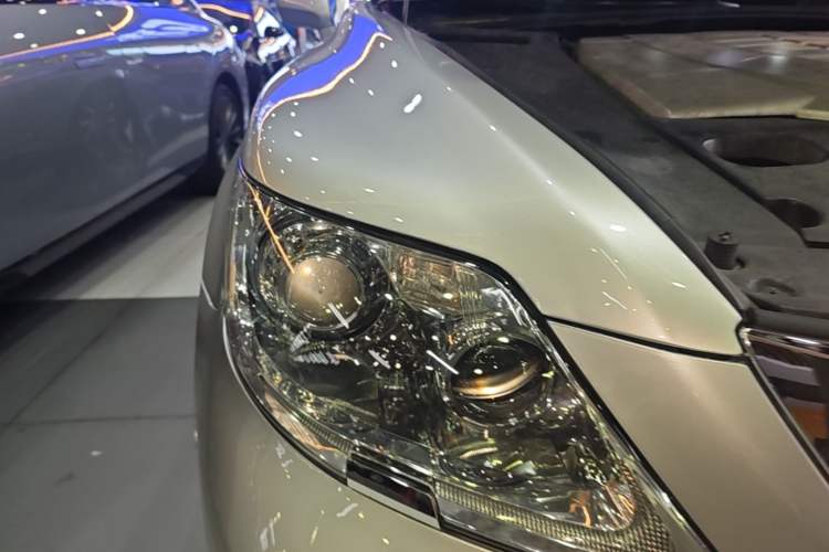 Used Lexus LS 2006 460L Right Front Headlight