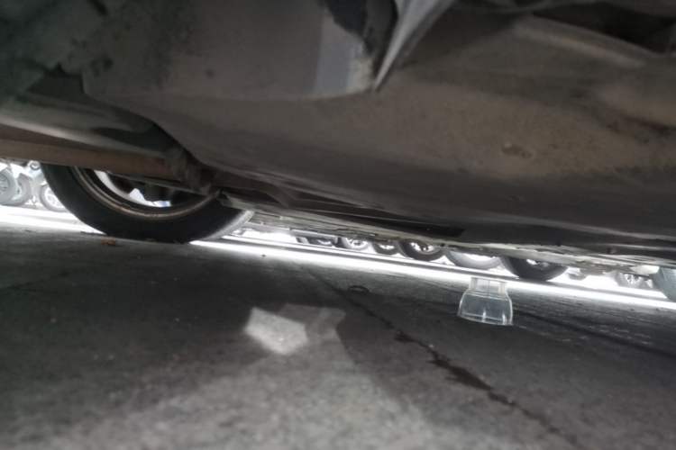 Used Lexus LS 2006 460L Chassis Rear Right