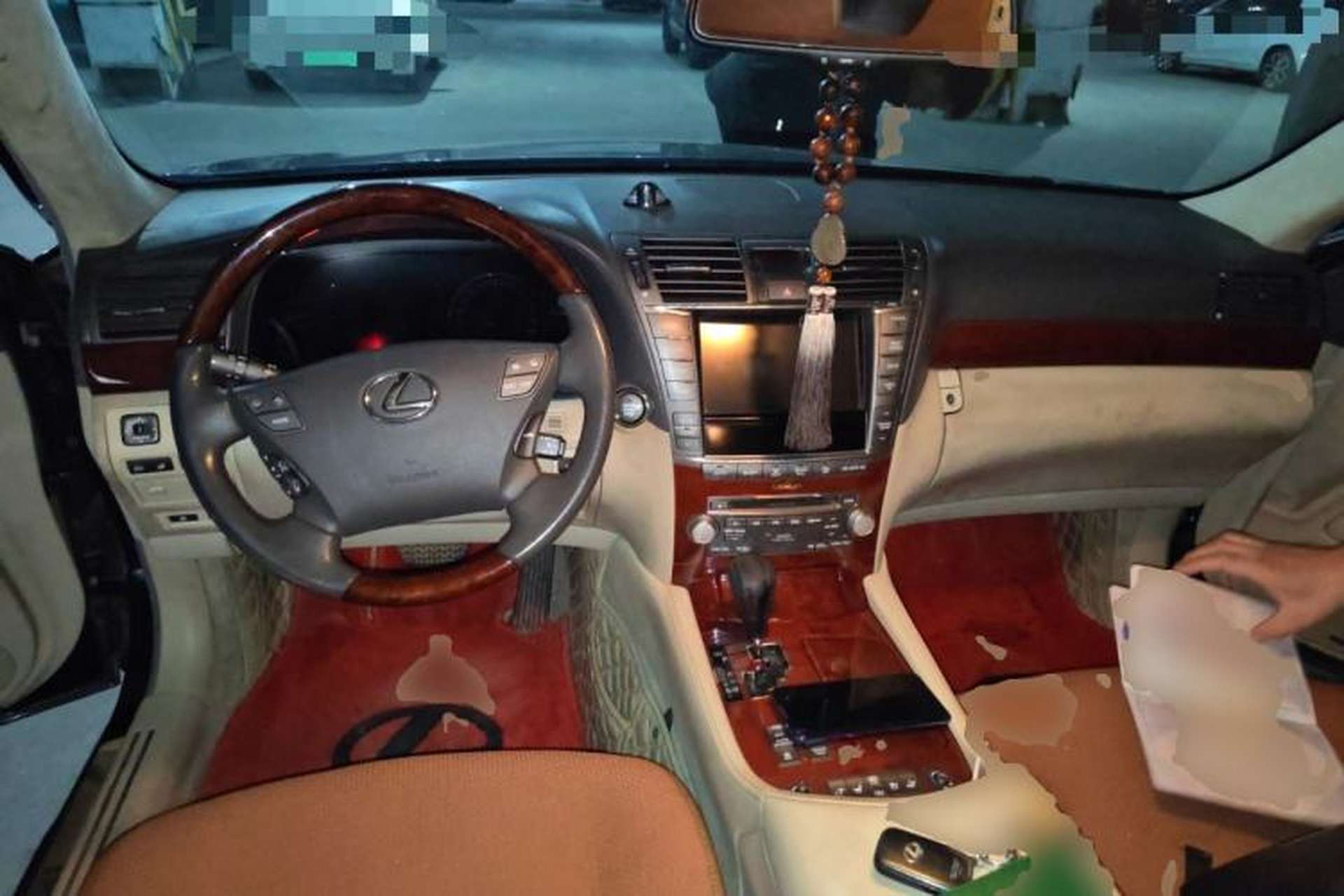 Used Lexus LS 2010 460L Prestige Edition Center Console