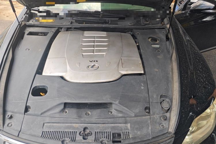 Used Lexus LS 2010 460L Engine Bay