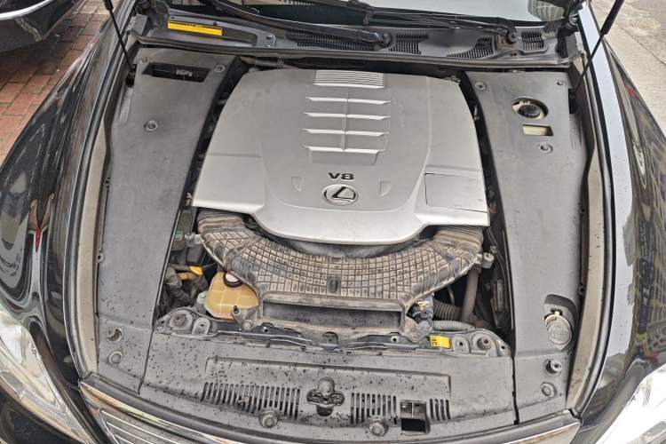 Used Lexus LS 2010 460L Luxury Edition Engine Bay