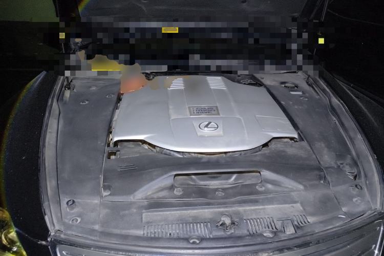 Used Lexus LS 2010 600hL Engine Bay