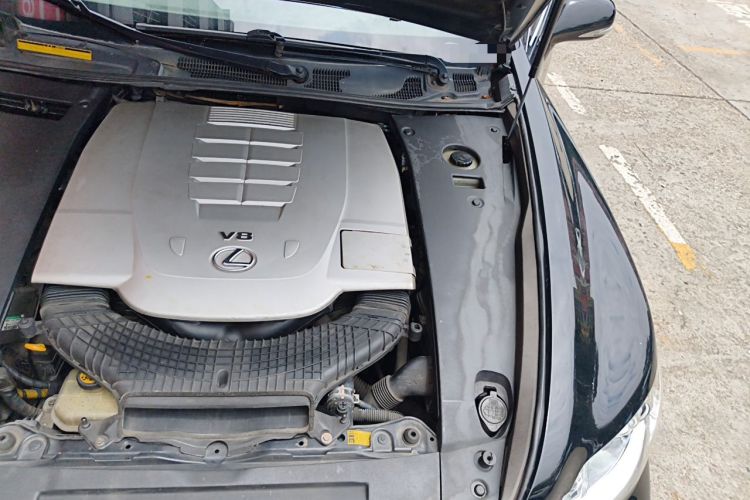 Used Lexus LS 2010 460L Engine Bay Left