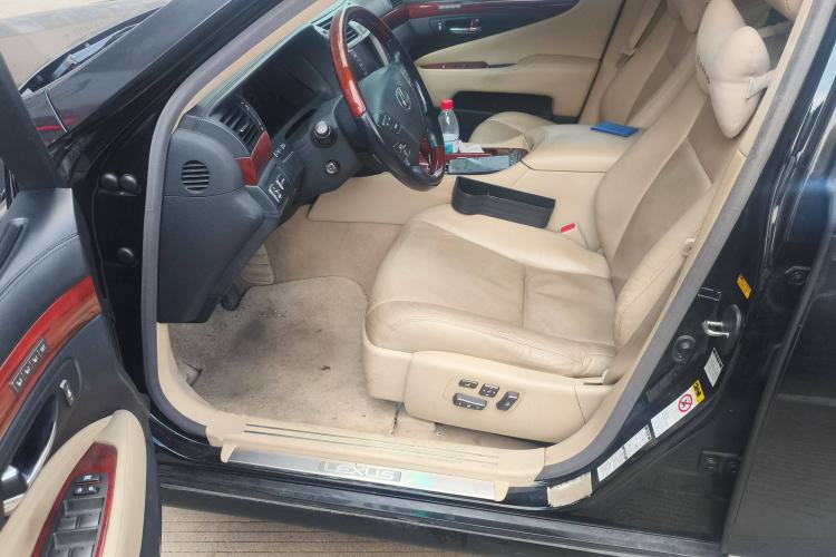 Used Lexus LS 2010 600hL Left Front Seat