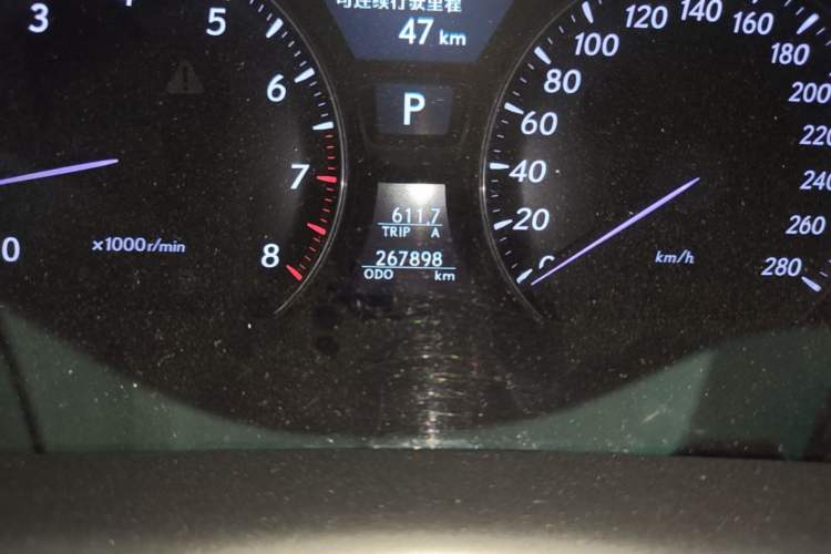 Used Lexus LS 2010 460L Luxury Edition Odometer Close Up