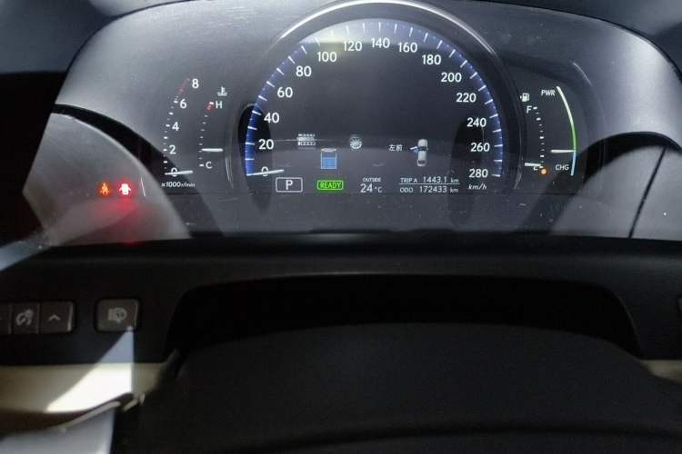 Used Lexus LS 2010 600hL Odometer Close Up