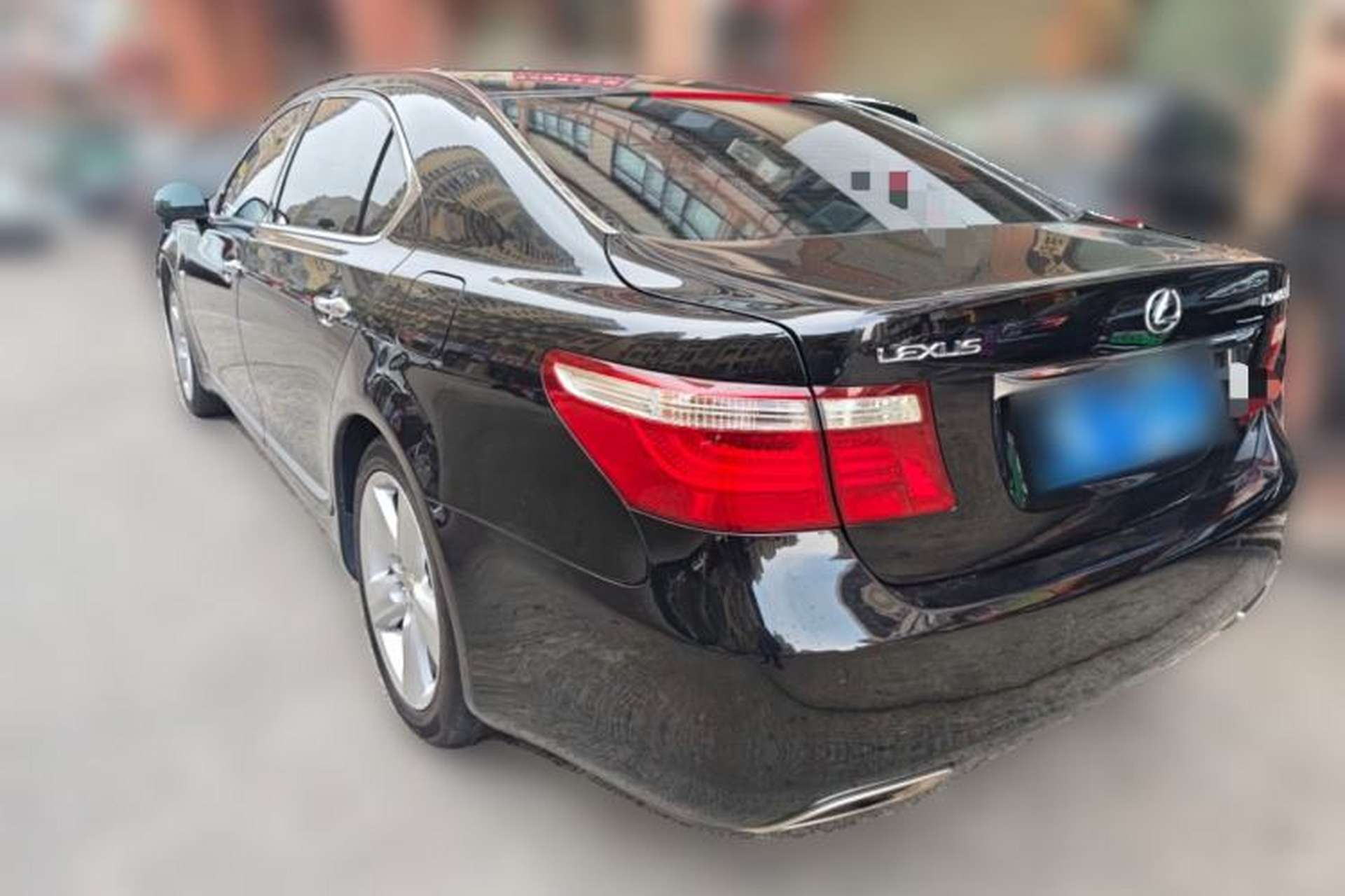 Used Lexus LS 2010 460L Luxury Edition Rear Left 45 Deg