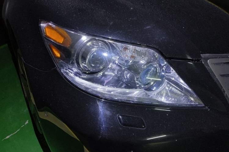 Used Lexus LS 2010 600hL Right Front Headlight