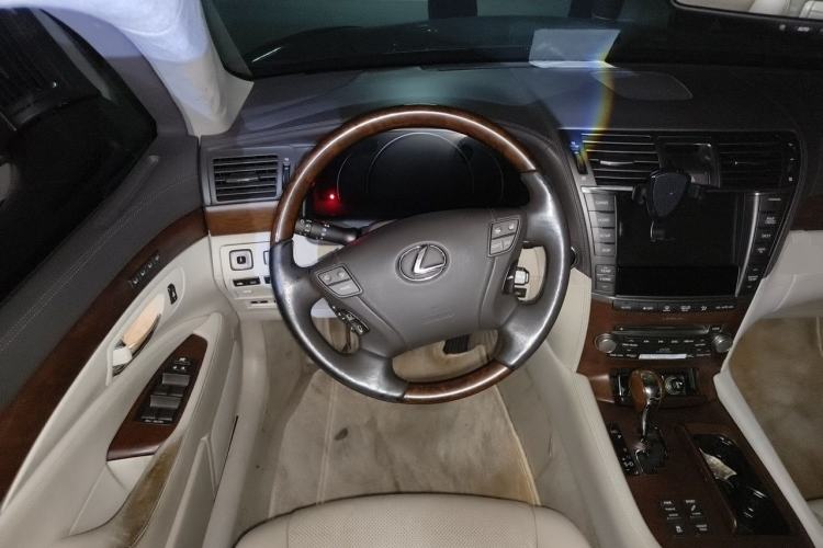 Used Lexus LS 2010 600hL Steering Wheel