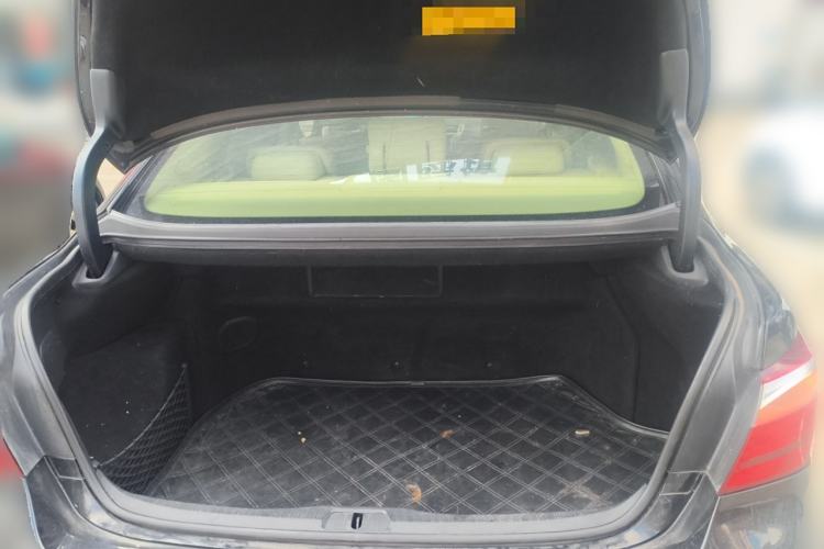 Used Lexus LS 2010 600hL Trunk
