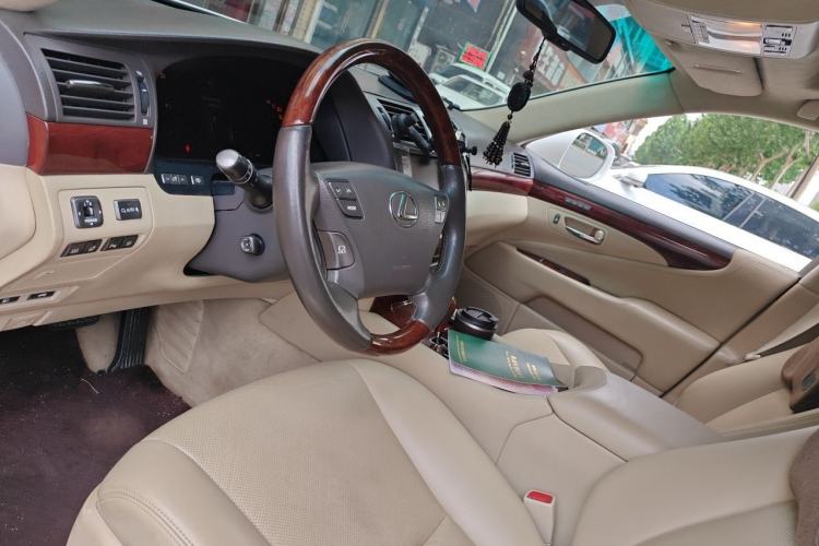 Used Lexus LS 2010 460L Prestige Edition Left Front Seat
