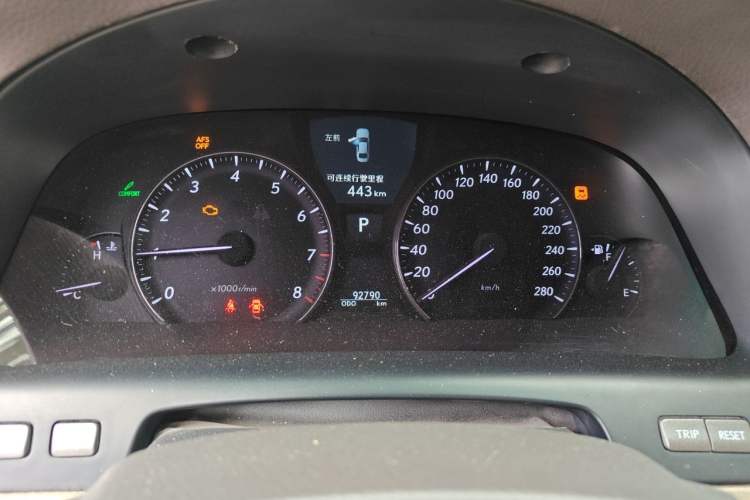 Used Lexus LS 2010 460L Prestige Edition Odometer Close Up