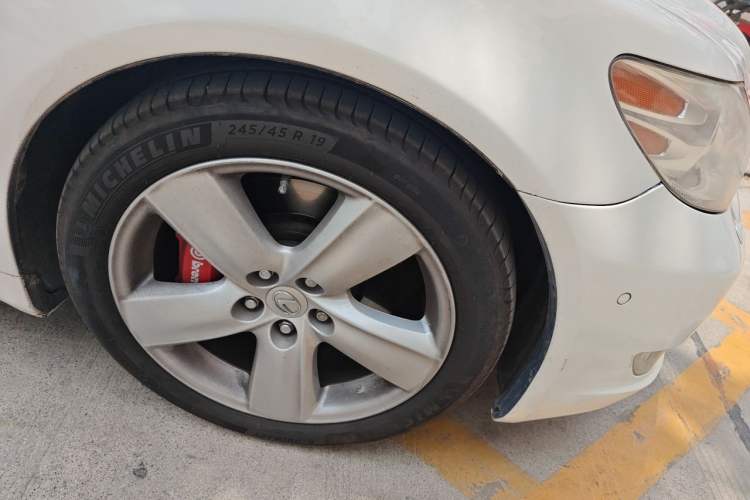 Used Lexus LS 2010 460L Prestige Edition Right Front Wheel Hub