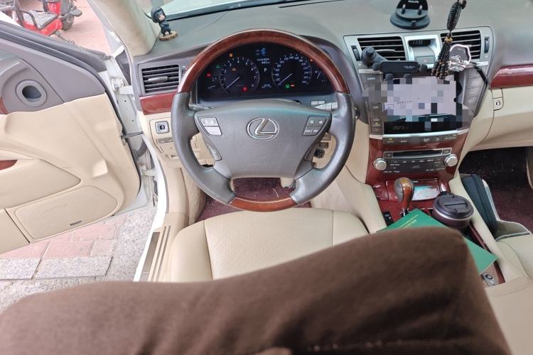 Used Lexus LS 2010 460L Prestige Edition Steering Wheel