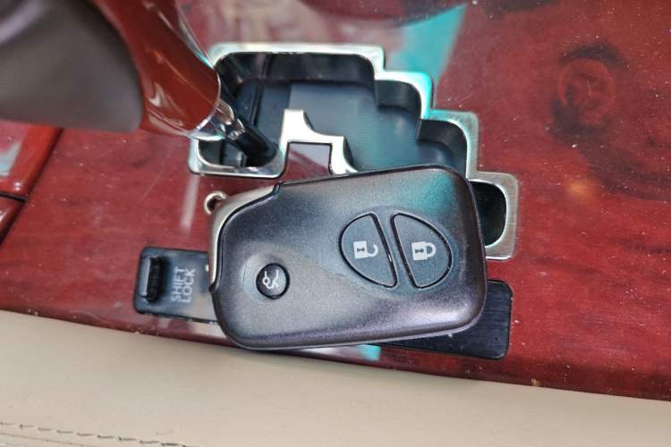Used Lexus LS 2010 460L Prestige Edition Vehicle Key