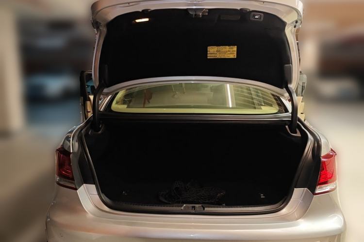 Used Lexus LS 2013 460L Trunk