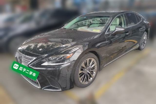 Used Lexus LS 2018 500h Executive Edition China VI