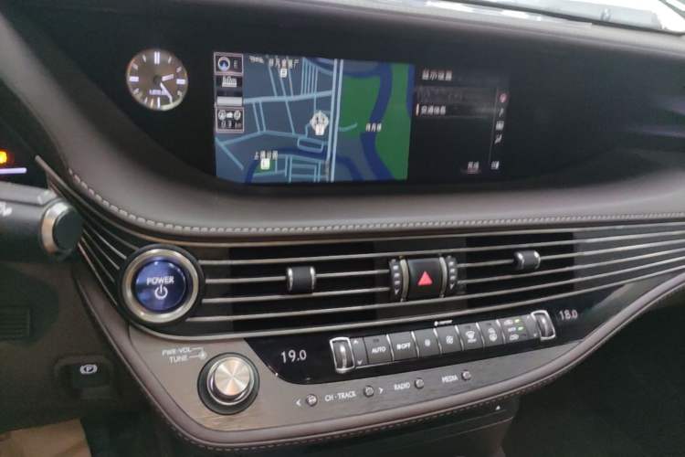 Used Lexus LS 2018 500h Premier Edition China V Standard Audio And AC Panel