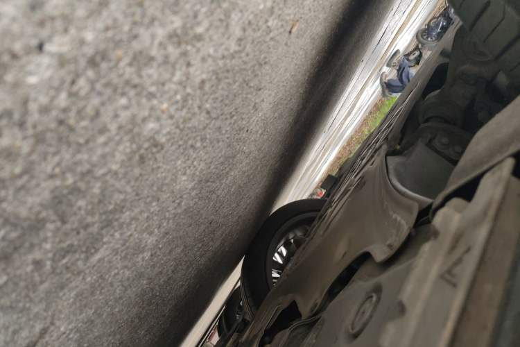 Used Lexus LS 2018 500h Executive Edition China VI Chassis Front Left
