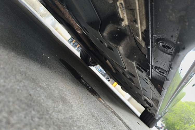 Used Lexus LS 2018 500h Executive Edition China VI Chassis Front Left