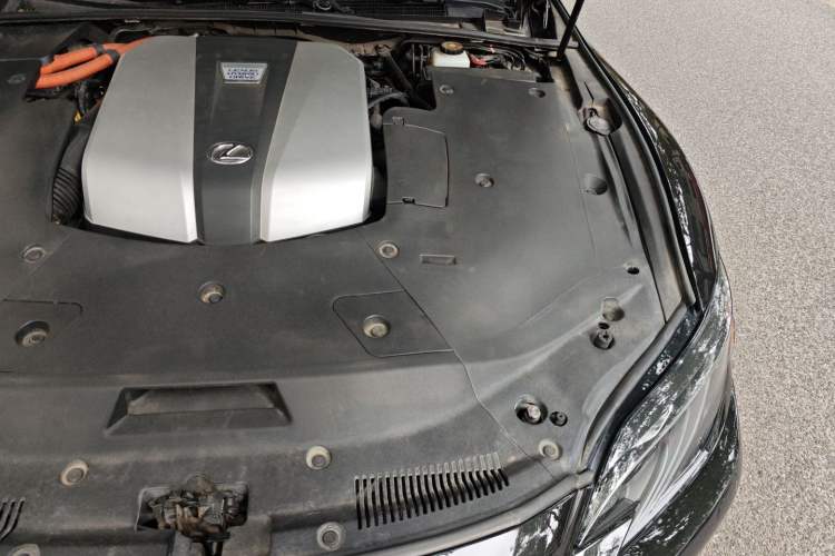 Used Lexus LS 2018 500h Executive Edition China VI Engine Bay Left