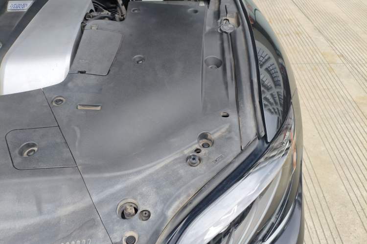 Used Lexus LS 2018 500h Premier Edition China V Standard Engine Bay Left