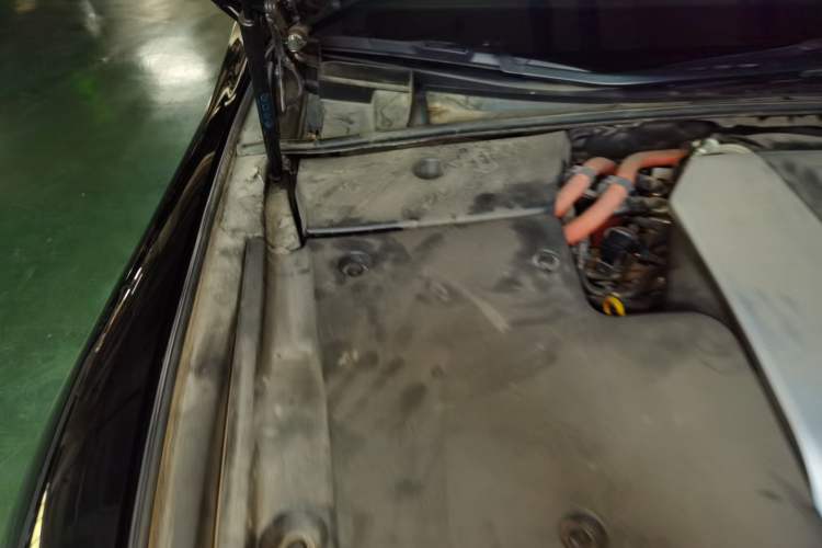 Used Lexus LS 2018 500h Excellence Edition China VI standard Engine Bay Right