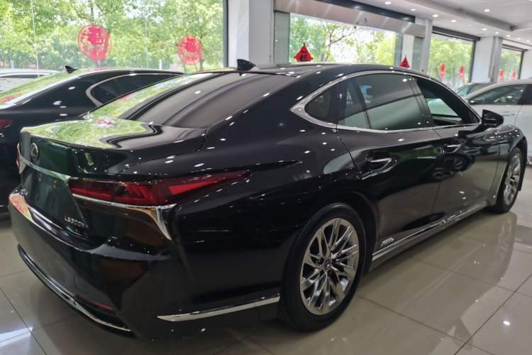 Used Lexus LS 2018 500h Luxury Edition China V Standard Exterior 4