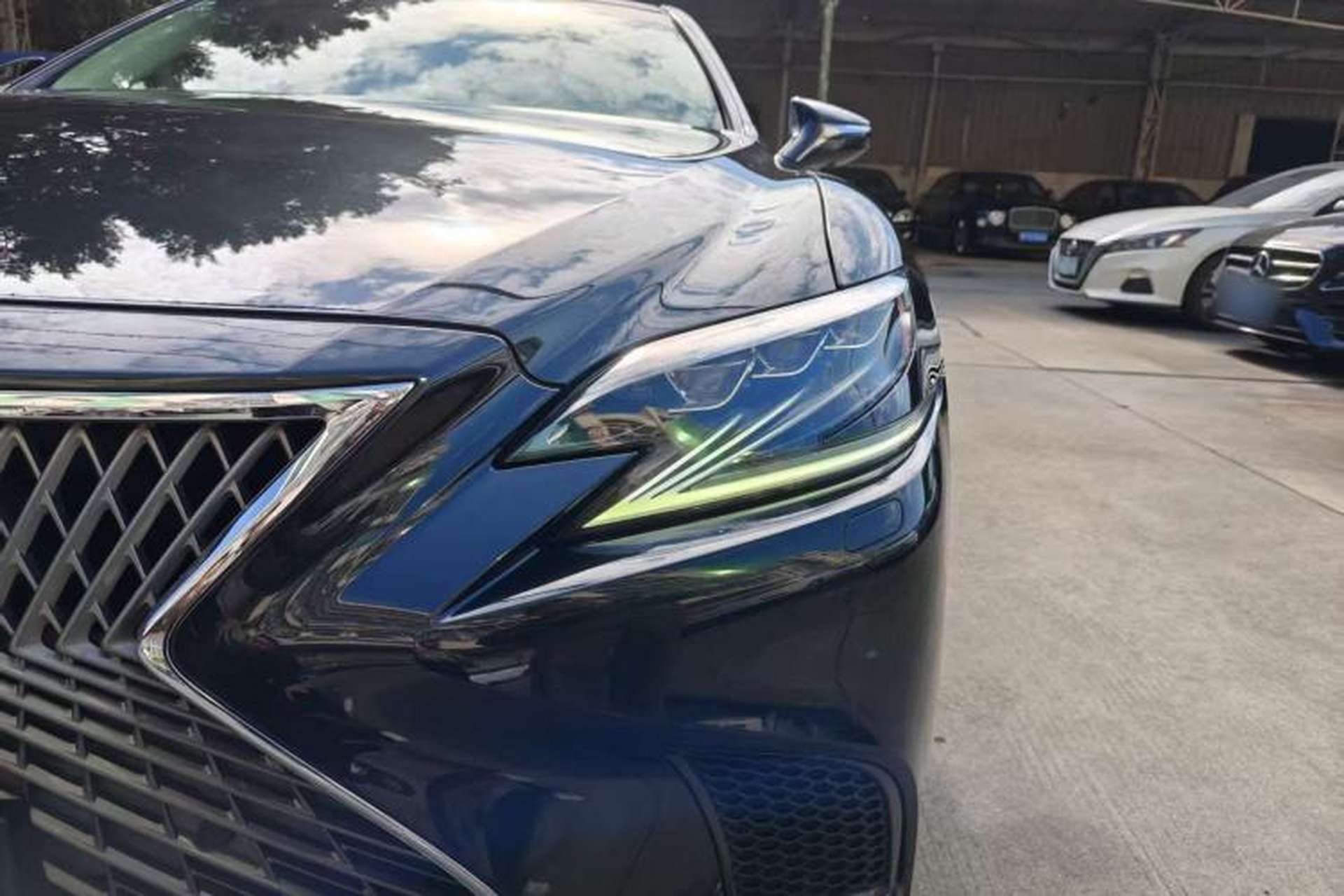 Used Lexus LS 2018 500h Excellence Edition China VI standard Exterior 7