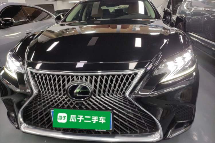 Used Lexus LS 2018 500h Premier Edition China V Standard Front
